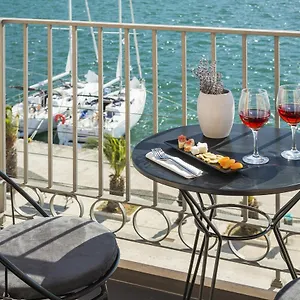 Marina Αργοστόλι